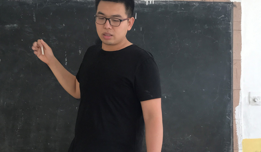 代课教师“喜从天降”,部分地区将实行择优入编,转正的机会来了